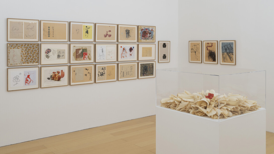 Uri Aran, Untitled (I love you), exhibition view. Courtesy of Museo Madre