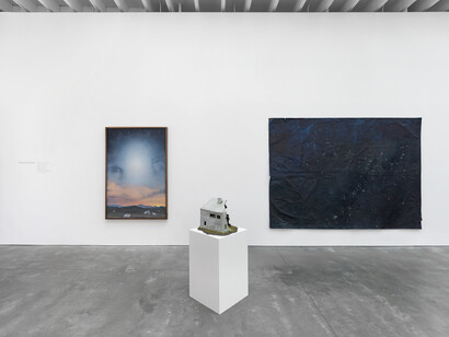 Various artists, Claudine’s house, exhibition view. Courtesy of Ross + Kramer Gallery