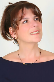 Podcaster Patricia Audrey Hakim delivers engaging and insightful content through her broadcasts