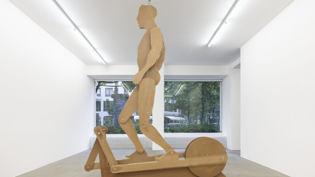 Hans-Peter Feldmann, Kunstausstellung, exhibition view. Courtesy of Galerie Mehdi Chouakri