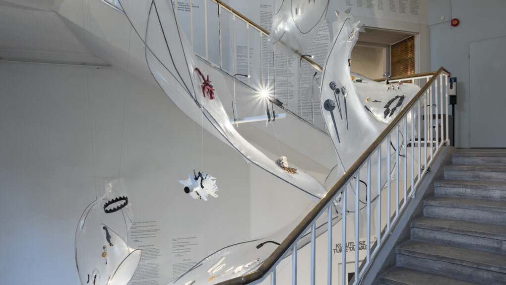 õhuLoss, Castle in the air, exhibition view. Courtesy of Estonian Museum of Applied Art and Design