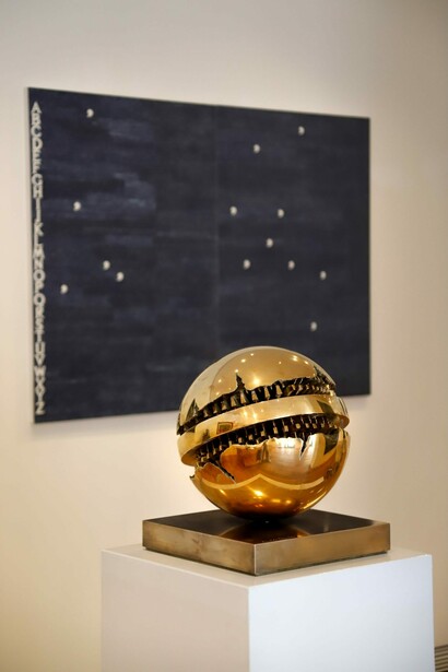 Artisti vari, Arte del XX secolo, vista della mostra. Per gentile concessione di Tornabuoni Art