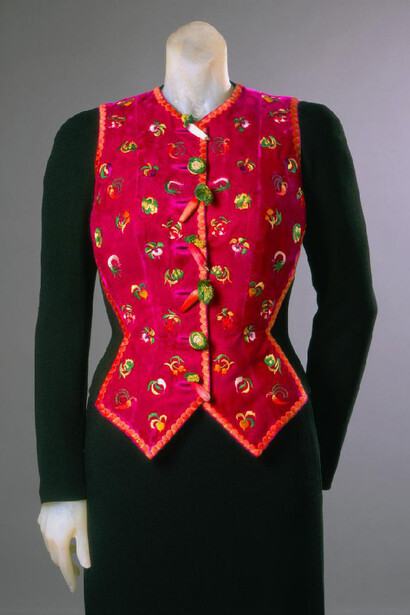 Designed by Elsa Schiaparelli, Woman's dinner jacket, summer 1941. Courtesy of Philadelphia Museum of Art