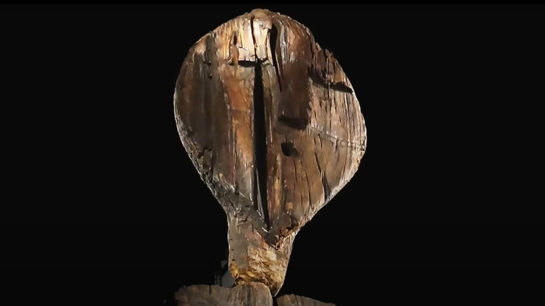 The Shigir Idol on display at the Sverdlovsk Regional Museum, Russia — Standing over five meters tall in its original form, this ancient sculpture continues to awe with its mysterious carvings