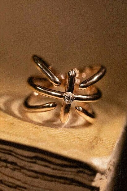 Shiny rose gold ring with brilliant-cut diamond, Palmerio 1932