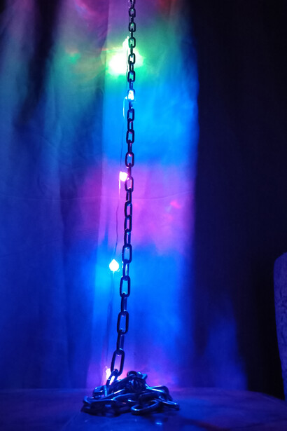 Rana Ahmed, When the light moves. Courtesy of Mashrabia Gallery of Contemporary Art