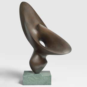 Sculptural dialogues. Courtesy of Galerie de la Béraudière