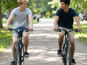 Attilio e Marco, capelli biondi e capelli neri, occhi azzurri e occhi neri, pelle bianca e pelle