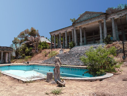 Mientras el país vivía bajo la sombra de la pax priista, esta mansión monumental simbolizaba cómo el poder podía apropiarse del Estado sin rendir cuentas