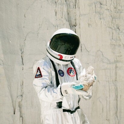 Spesso si tratta di alimenti disidratati o liofilizzati, facili da conservare e da preparare anche in microgravità