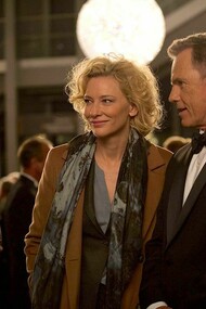 Cena do filme interpretado por Cate Blanchett, Robert Redford e Bruce Greenwood