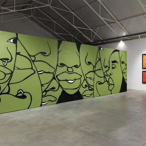 Dino D’Santiago, Portal do retorno, vista da exposição. Cortesia de Underdogs