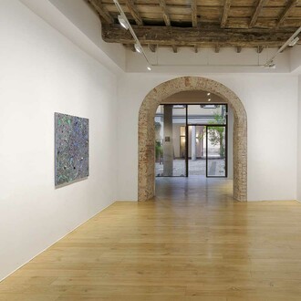 Lucio Fontana and Alteronce Gumby, A material dance, exhibition view. Courtesy of the Secci Gallery