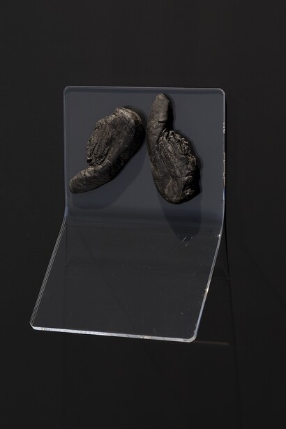 Rosemarie Trockel, Without a Straw Hat, 2013. Image courtesy the artist and Gladstone Gallery New York and Brussels.