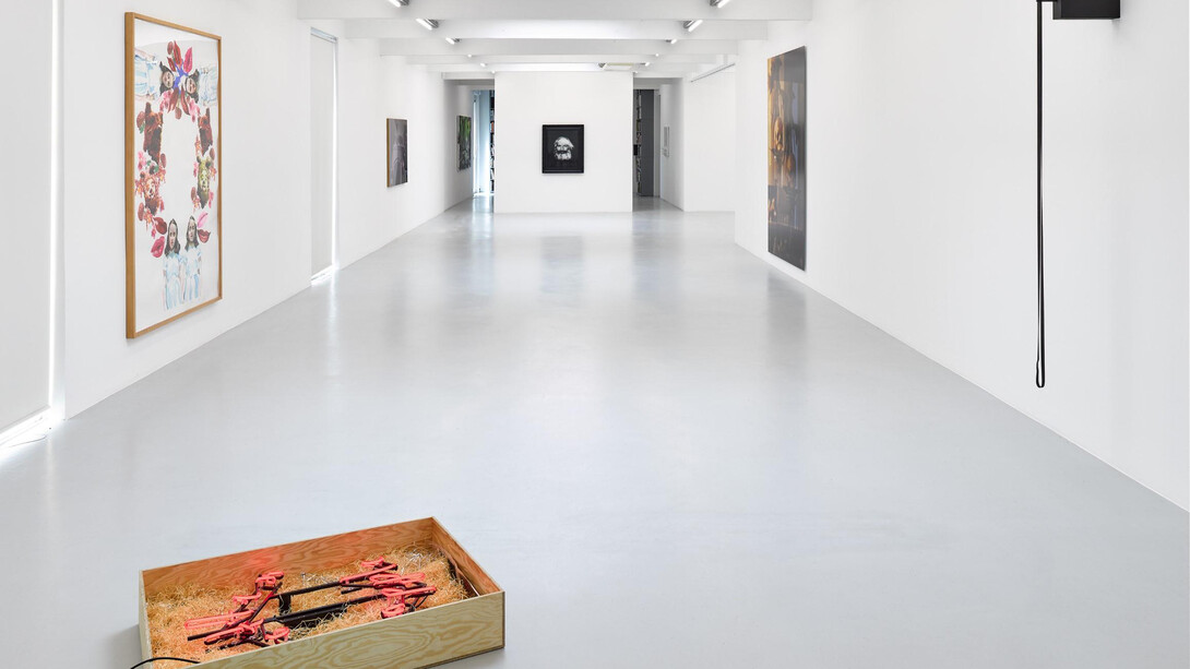 Various artists, Eerily beautiful (unheimlich schön), exhibition view. Courtesy of Galerie Elisabeth & Klaus Thoman