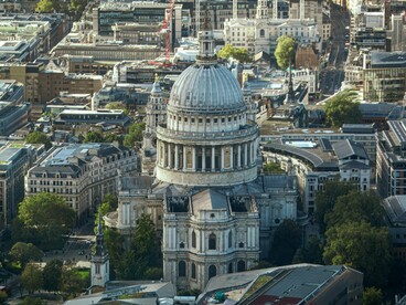 The dome of St. Paul’s, towering over the city and housing an acoustic marvel engineered centuries ago
