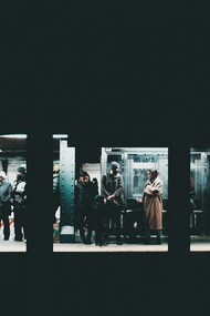 Être au même endroit, dans la même famille, dans la même ville c’est vivre avec l’autre, c’est vivre avec des autres