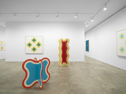 Paul Feeley, The shape of things, exhibition view. Courtesy of Garth Greenan Gallery