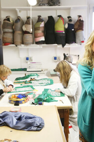 Gigliola Curiel nel suo atelier