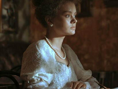 Foram várias semanas até que a embarcação alcançasse Lisboa, por onde a peregrinação começaria. Nos dez anos seguintes, a marquesa e suas duas damas de companhia andariam por diversas cidades cuidando dos doentes e dando conforto àqueles que não tinham mais cura. Em sua bagagem, poucas roupas, uma Bíblia e um livro de Medicina. Suas damas carregavam, além das próprias roupas, alguns utensílios médicos