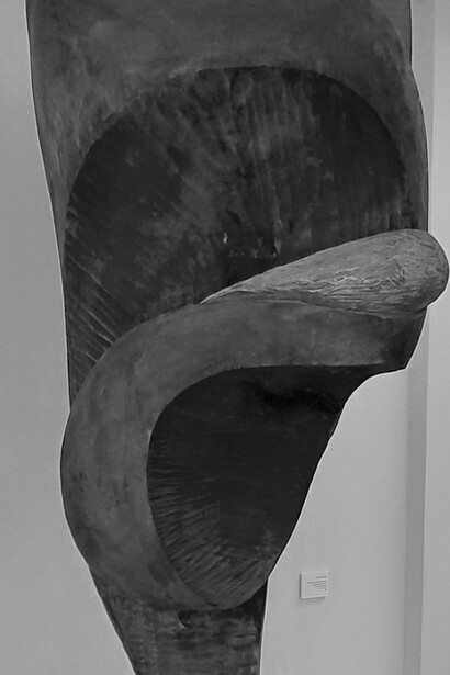 Domingo Ramos, detalle de "Armonía femenina", escultura, 2006