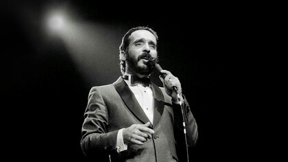 Willie Colón en una presentación en Nueva York, Estados Unidos, 1982. Con la partida de Colón, la salsa pierde a uno de sus arquitectos mayores y el Bronx a su hijo más sonoro