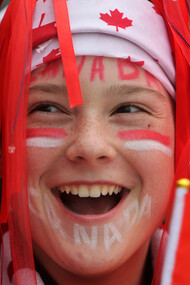 A young Canada fan
