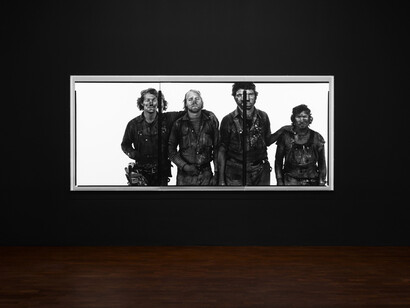 Richard Avedon, Facing west, exhibition view. Courtesy of Gagosian Gallery