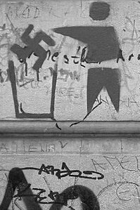 Graffiti antifascista