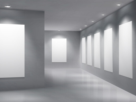 Entre el gesto inaugural de Duchamp y las esculturas invisibles de Garau se traza un hilo que interroga qué llamamos arte y hasta dónde llega el sentido en una época saturada de opinión y vacío