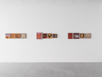 Cecilia Vicuña, Arch future, exhibition view. Courtesy of Xavier Hufkens Gallery