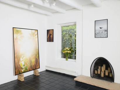 Marcus Xavier Chormicle, Say uncle, exhibition view. Courtesy of smoke the moon