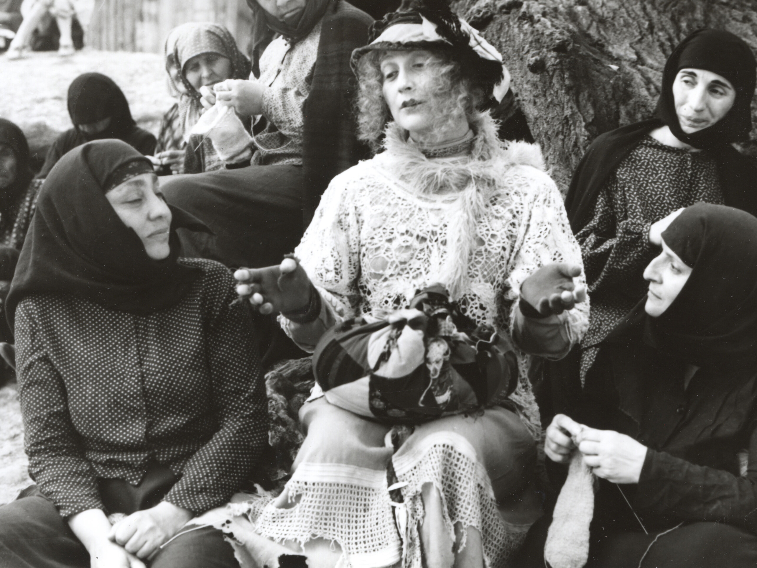 Древо желания 1976 тенгиз абуладзе. Древо желаний абуладзе. Древо желаний абуладзе. Древо желаний абуладзе. Древо желания 1976 тенгиз абуладзе.