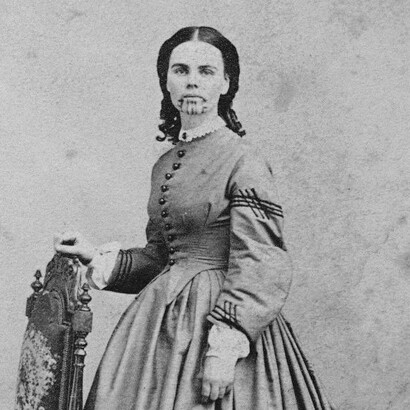 Dopo essere stata ritrovata dal fratello Lorenzo, Olive tornò nella società bianca, ma portò sempre con sé i traumi della cattività