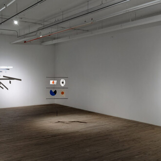 Bruno Munari, Macchine inutili (Useless machines), exhibition view. Courtesy of kaufmann repetto