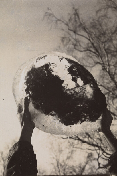 Fernand Léger, Pierre Jeanneret, Charlotte Perriand, Les Objets à Réaction Poetique 1931 – 6, 25 photographs, gelatine silver print on paper, 5.4 x 5.4 cm, © ADAGP, Paris and DACS, London 2014 