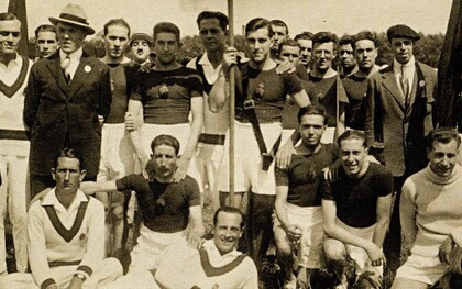  Ricardo Saprissa Ayma con parte de la Delegación Olímpica Española en 1924, Paris, Francia