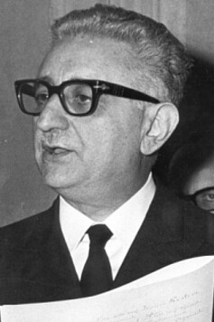 I colpi di Stato mancati hanno lasciato cicatrici invisibili, più profonde di quelli riusciti: ferite che la Repubblica non ha mai davvero sanato. Nella foto Giovanni Leone, Presidente della Repubblica Italiana dal 1971 al 1978