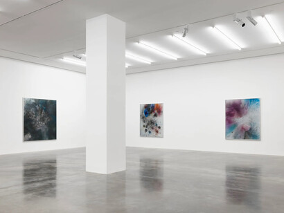 Cai Guo-Qiang, Gunpowder and abstraction 2015–2025, exhibition view. Courtesy of White Cube