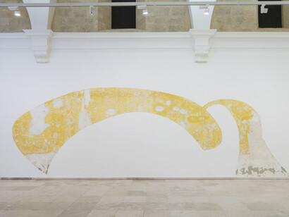 Juan López, Un tratamiento superficial, vista de exhibición. Cortesía del artista y del Museo Patio Herreriano. Foto por Victor Hugo Martín Caballero