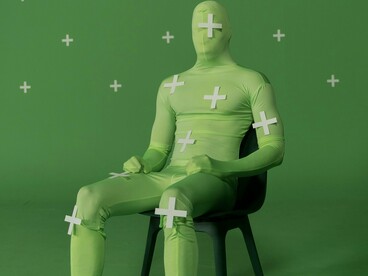 A introdução da cor nos filmes foi outros desses pontos de virada na história do cinema. Desde os primórdios tentou-se colorizar os filmes