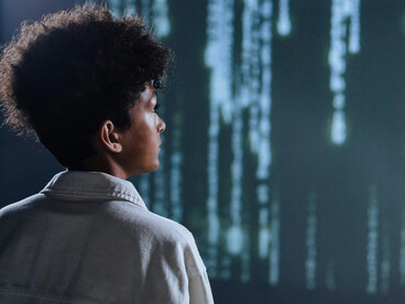 La inteligencia artificial generativa ha demostrado que las máquinas pueden crear, responder y producir contenidos con una sorprendente cercanía a las habilidades humanas