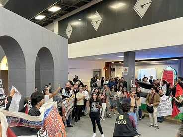 Action en faveur de la Palestine à la FIL Guadalajara 2025, 3 décembre. Photo d'Alequihdez