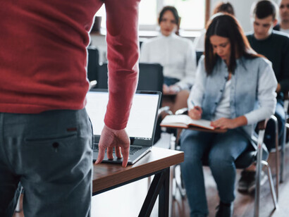 Enseñar me obligó a volver a mis preguntas iniciales, pero esta vez sin disfraz