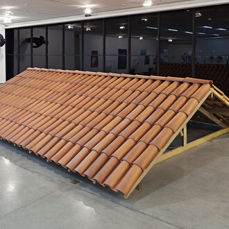 Marepe, The roof, 1998. Courtesy of São Paulo Museum of Modern Art