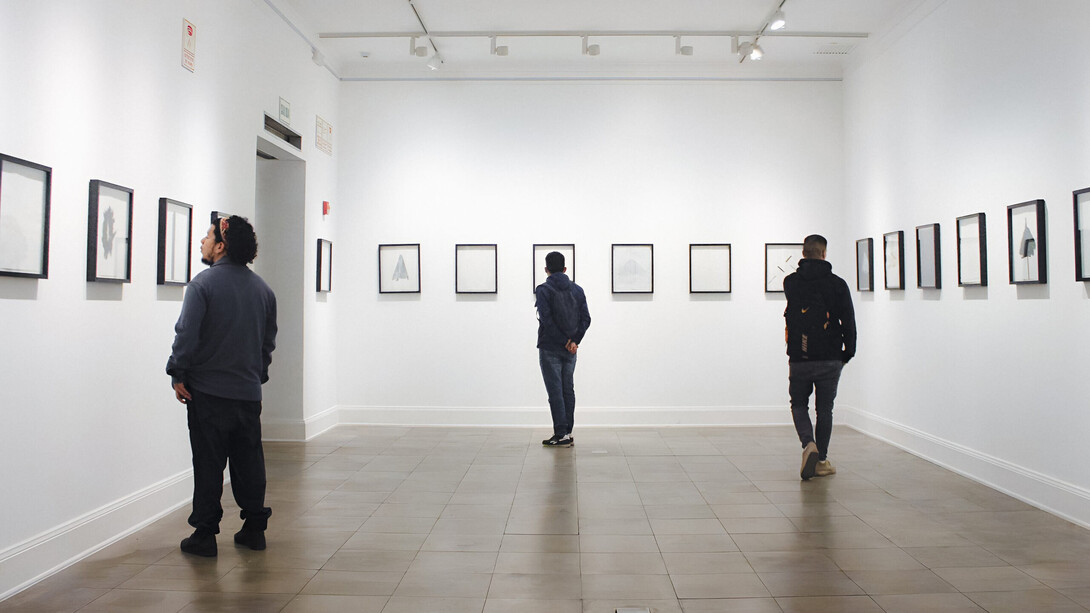 Not Vital, ¿Qué hace el viento cuando no sopla? Vista de exhibición. Cortesía de proyectoamil