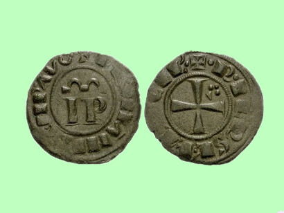 Italia, Regno di Sicilia. Federico II, Sacro Romano Imperatore. 1220-1245. BI Denaro (16mm, 0,82 gm, 1h). Zecca di Messina. Colpito nel 1246?  +[-]F-ROMLN SEMP-AVG-, monogramma IP nel campo; WW in alto +-R-IERSL´-ET [SI]CIL´-, croce pattata; cuneo e trifoglio nel secondo quarto.
Spahr 139; L. Travaini, “Hohenstaufen and Angevin denari of Sicily and Southern Italy: their mint attributions,” NumChron 1993, 42; MEC 14 563