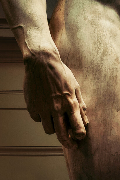 Miguel Ángel Buonarroti, David (1501-1504, detalle). Buscar excelencia impulsa; exigir impecabilidad absoluta puede convertirse en una jaula invisible