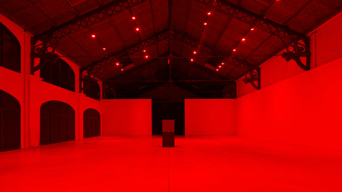 Alfredo Jaar, La fin du monde, exhibition view. Courtesy of La Patinoire Royale Bach