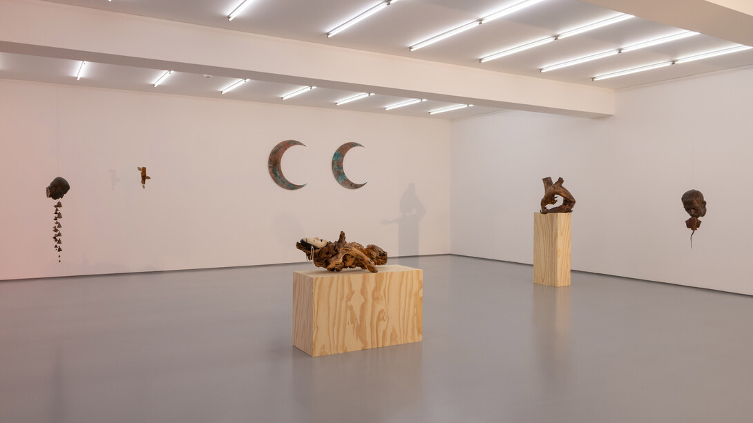 André Romão, Inverno, exhibition view. Courtesy of Galeria Vera Cortês 